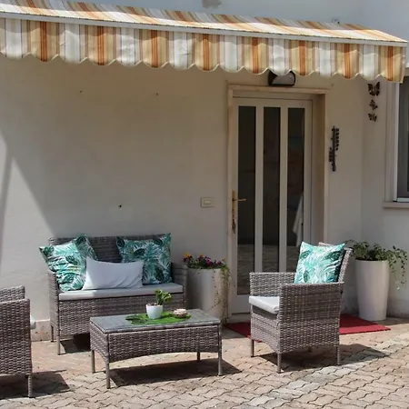 Ca' Mirta Apartment *